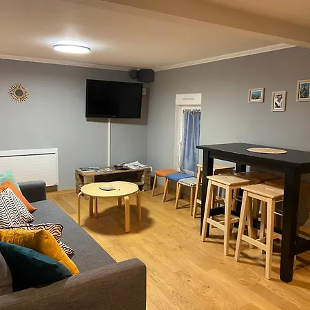 Au Coeur Du Vignoble Champenois Lägenhet